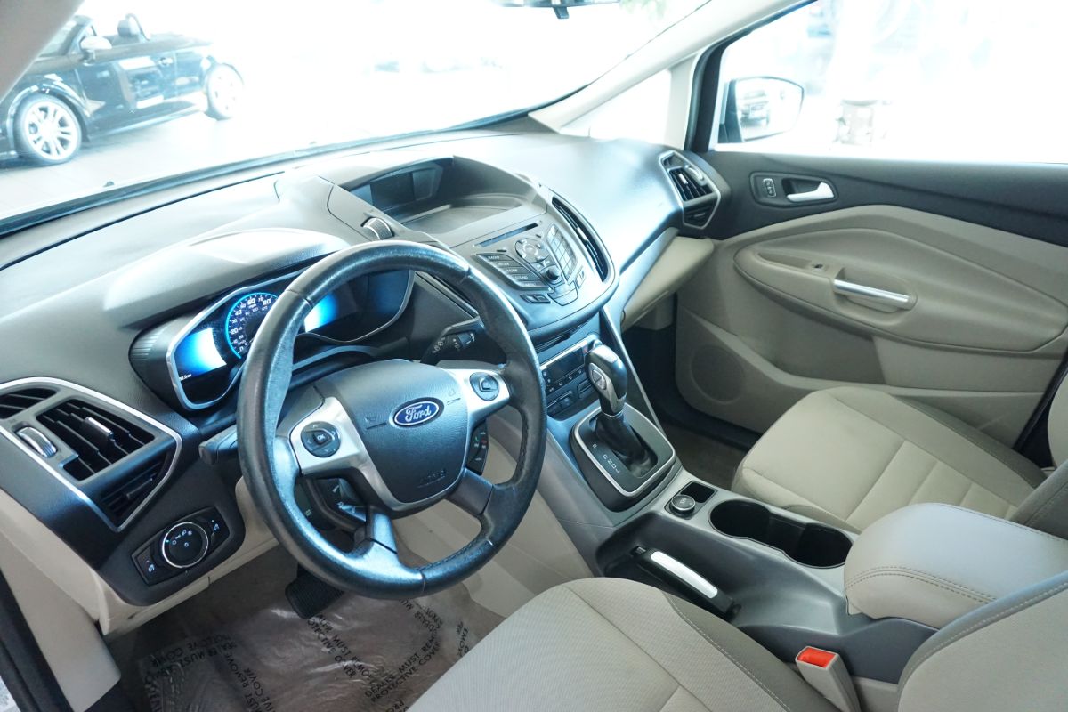 Sold 13 Ford C Max Hybrid Se Wagon 4d In Sacramento