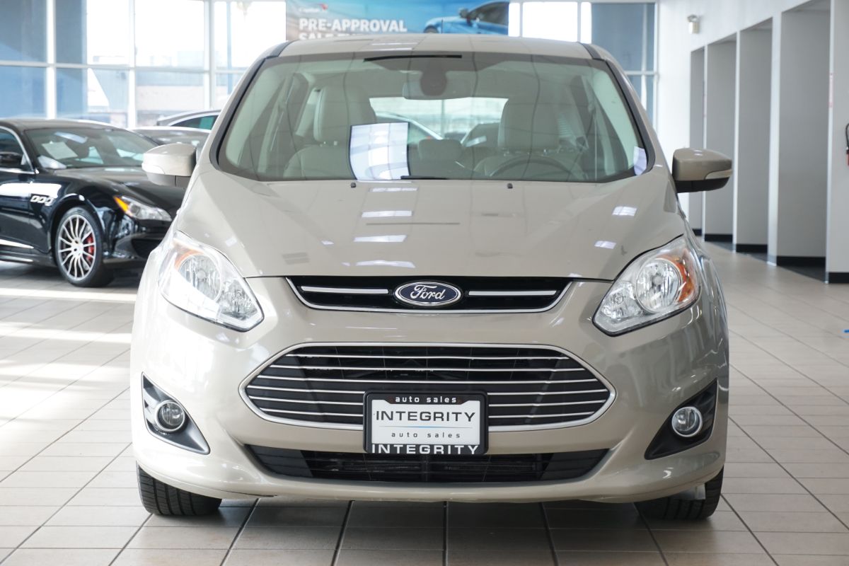 Sold 16 Ford C Max Energi Sel Wagon 4d In Sacramento