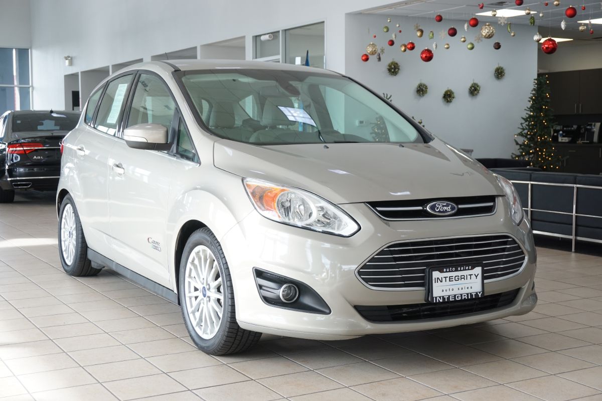 Sold 16 Ford C Max Energi Sel Wagon 4d In Sacramento