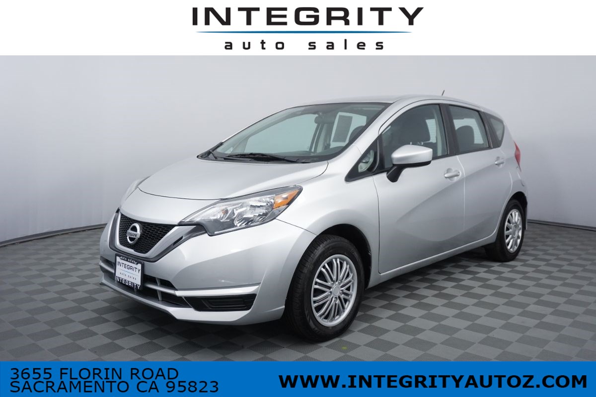 Sold 17 Nissan Versa Note Sv Hatchback 4d In Sacramento