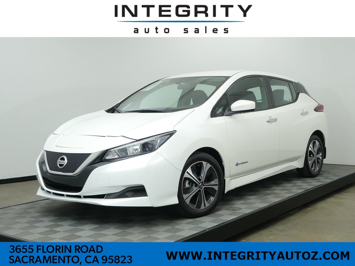 2019 Nissan LEAF SV Hatchback 4D