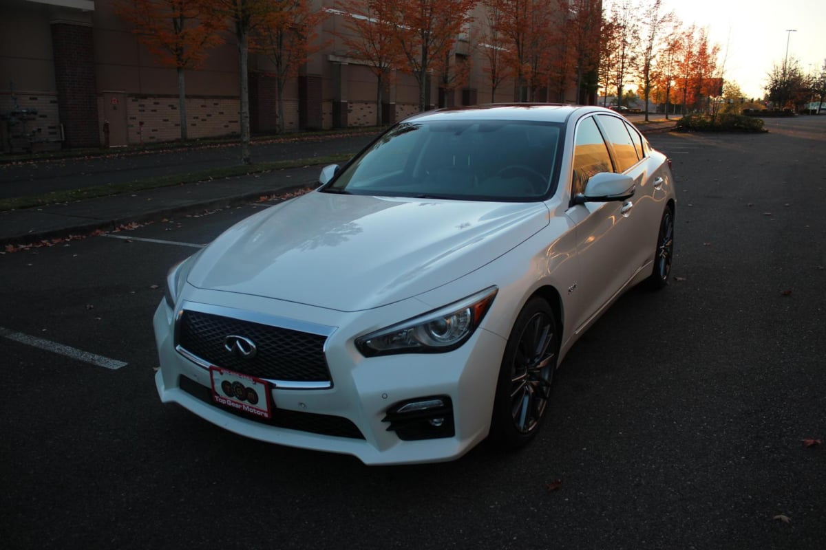 2016 INFINITI Q50 3.0t Red Sport 400