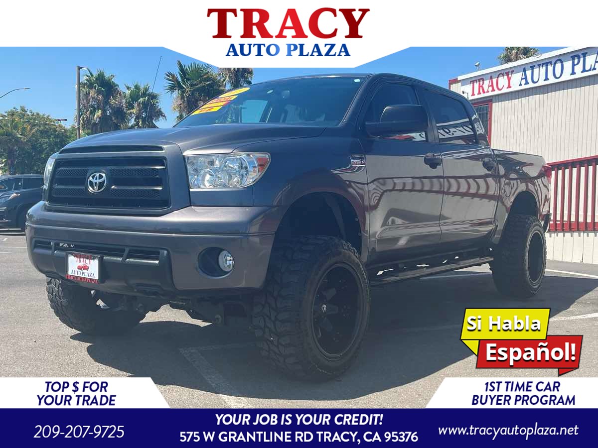 2013 Toyota Tundra 4WD Truck 