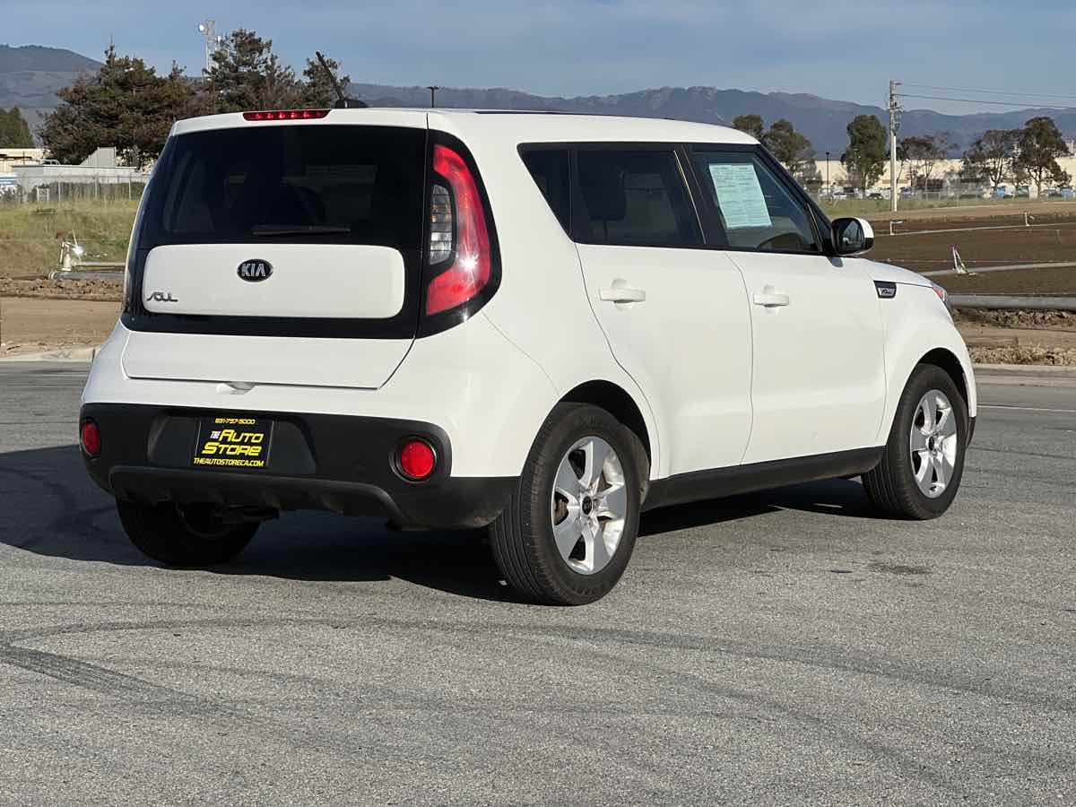 Used 2017 Kia Soul Base in Salinas