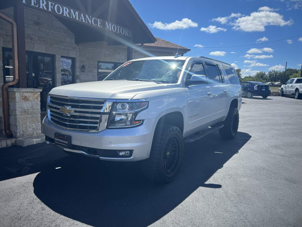 2017 Chevrolet Suburban LT