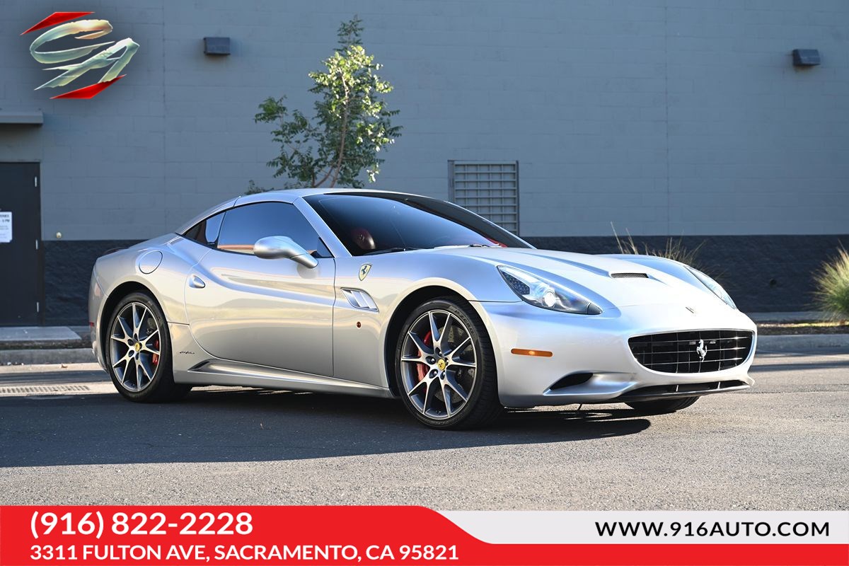 2010 Ferrari California 