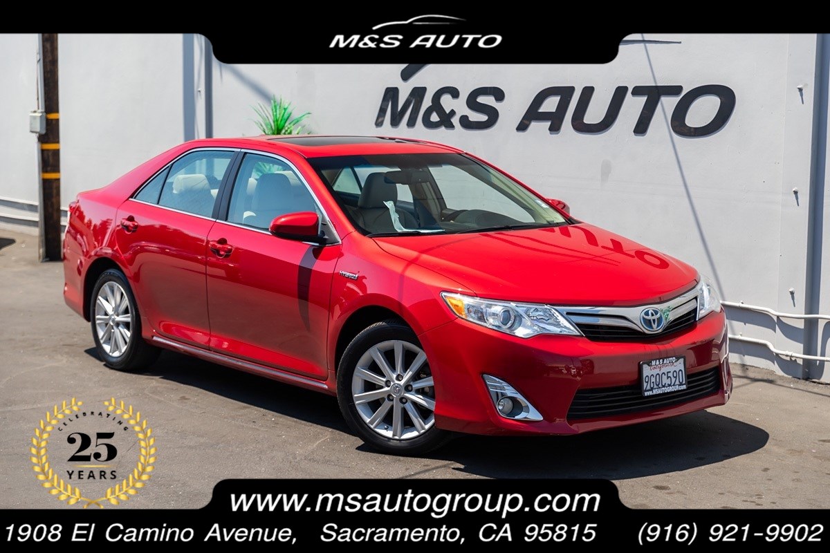 2013 Toyota Camry Hybrid XLE