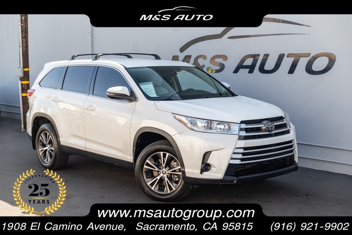 2019 Toyota Highlander LE