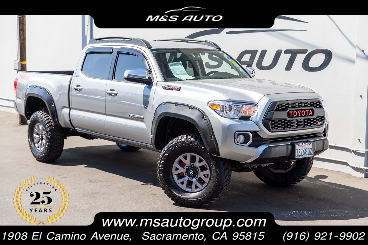 2017 Toyota Tacoma TRD Sport