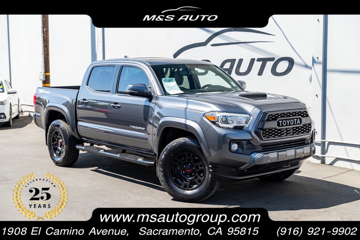 2017 Toyota Tacoma TRD Sport