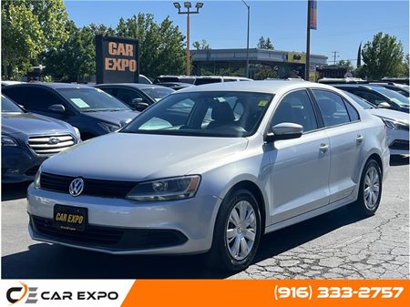 2014 Volkswagen Jetta 1.8T SE Sedan 4D