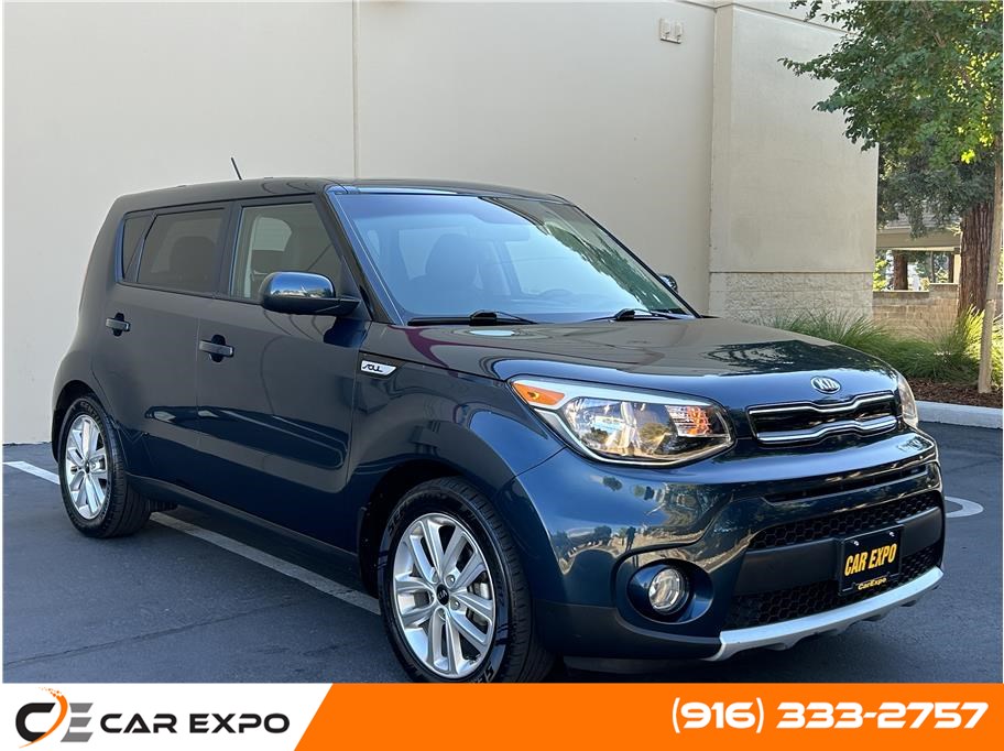 2017 Kia Soul + Wagon 4D