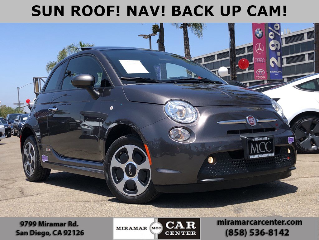 2019 FIAT 500e w/SUN ROOF! NAV!