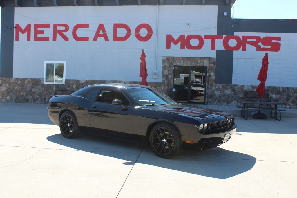 2012 Dodge Challenger SXT Plus