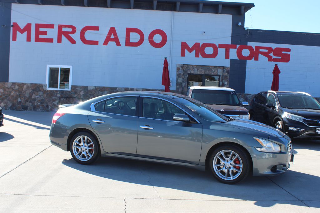 2010 Nissan Maxima 3.5 SV w/Premium Pkg