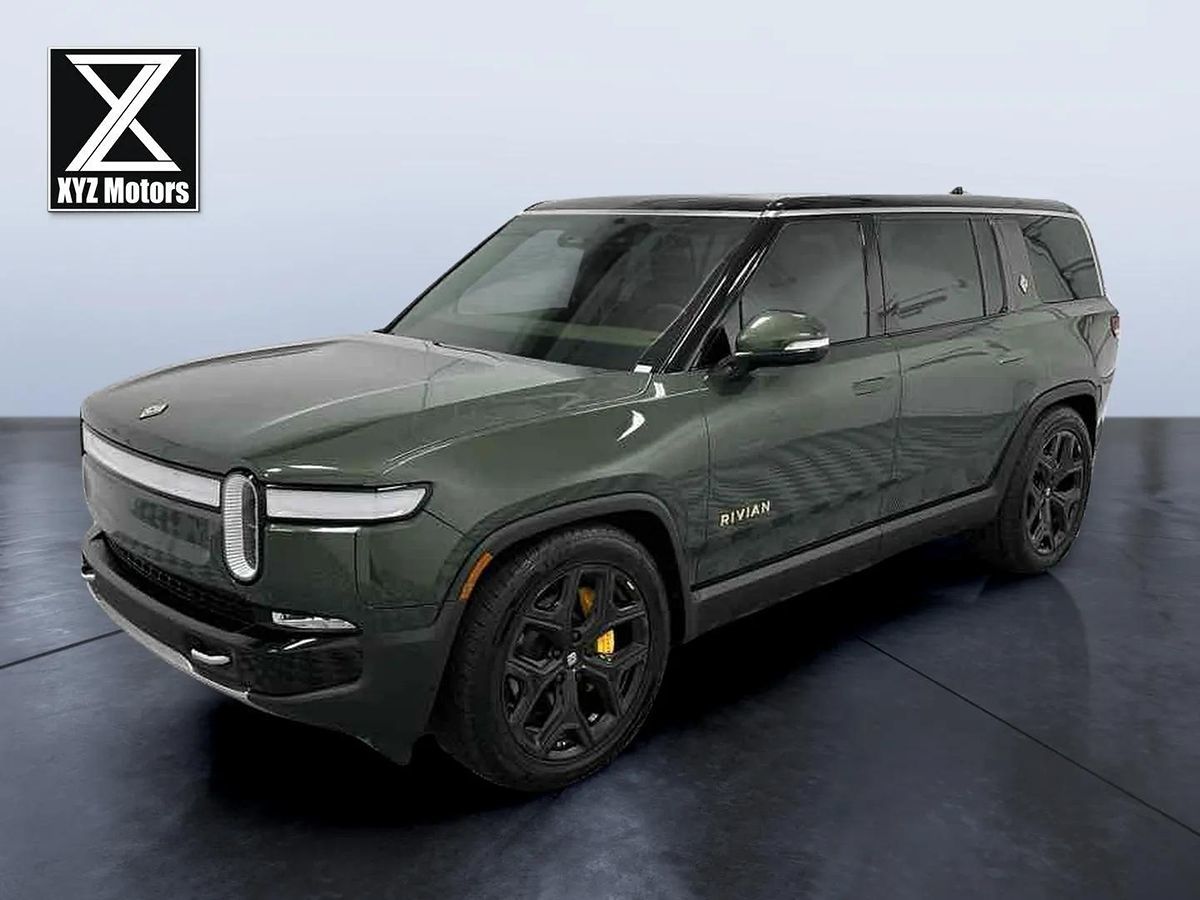 2023 Rivian R1S Adventure