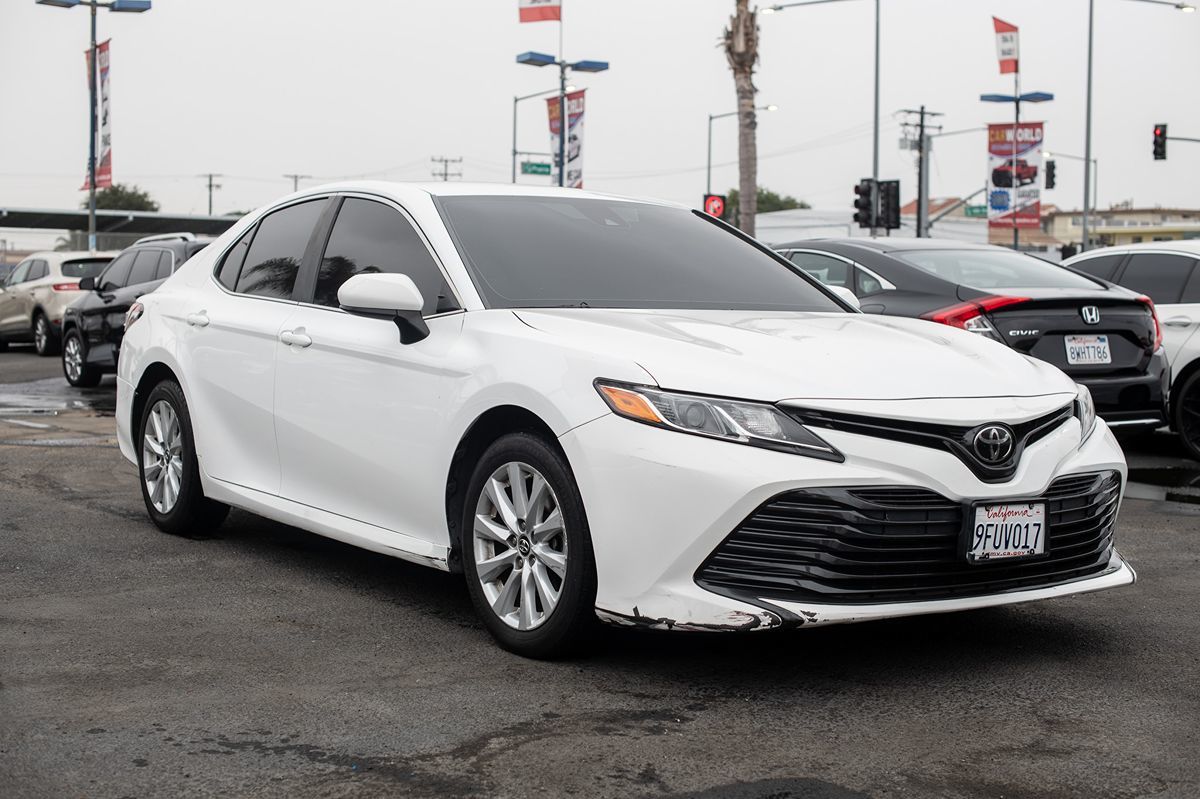 2018 Toyota Camry LE