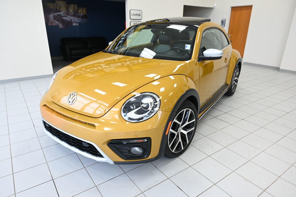 2016 Volkswagen Beetle Coupe 1.8T Dune