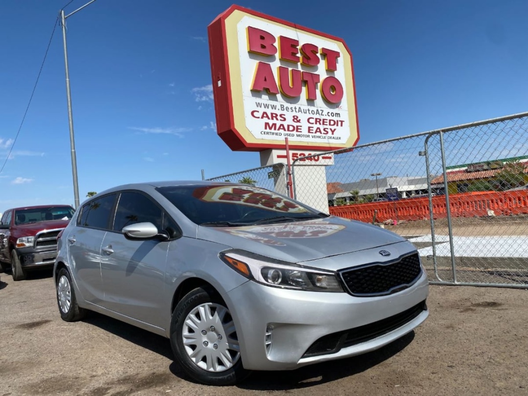 2017 Kia Forte5 LX