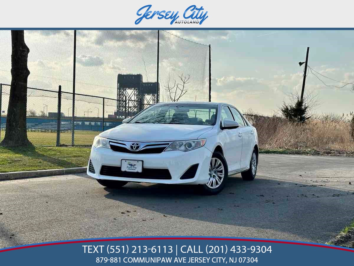 2013 Toyota Camry LE