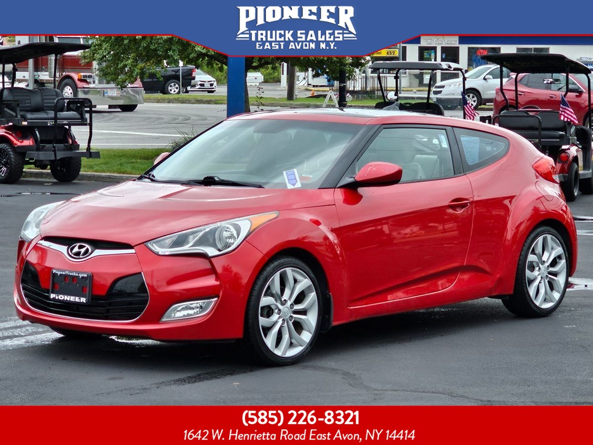 2013 Hyundai Veloster w/Gray Int