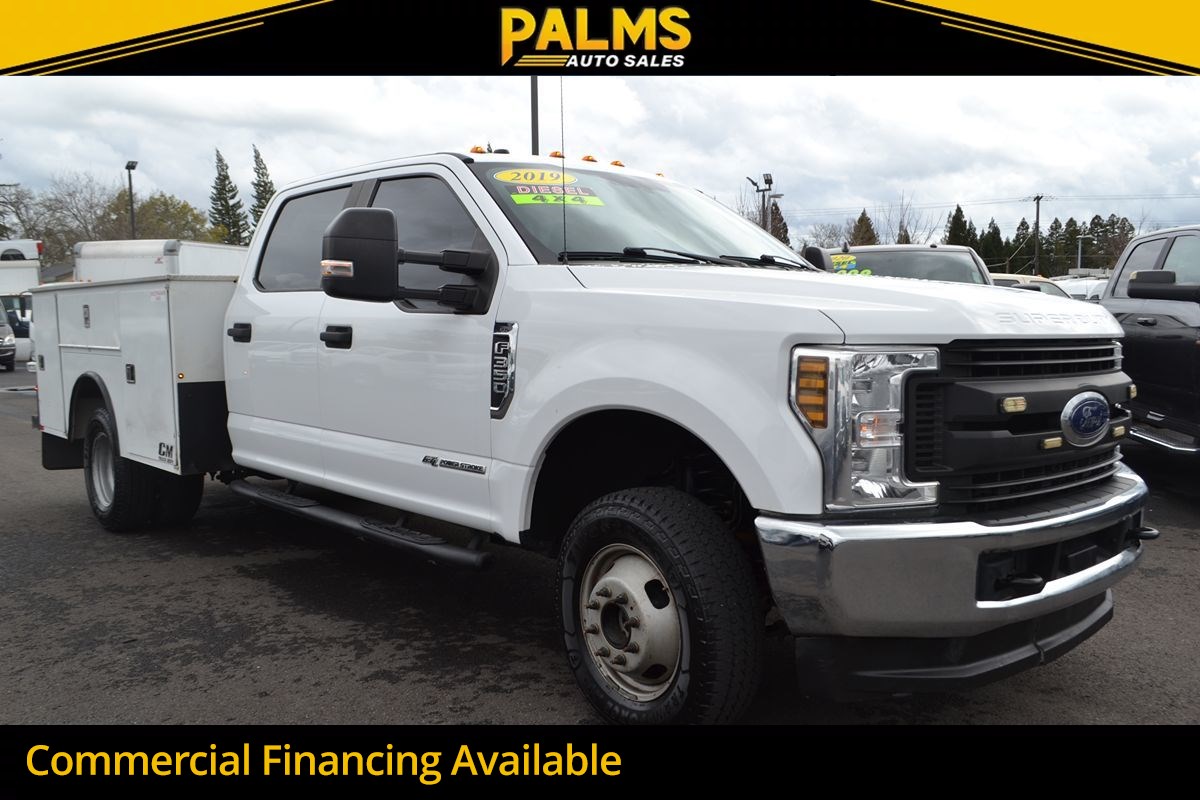 2019 Ford Super Duty F-350 DRW XLT 4WD Crew Cab 6.7 Diesel Truck