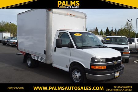 2016 Chevrolet Express Commercial Cutaway 3500 Van 139"