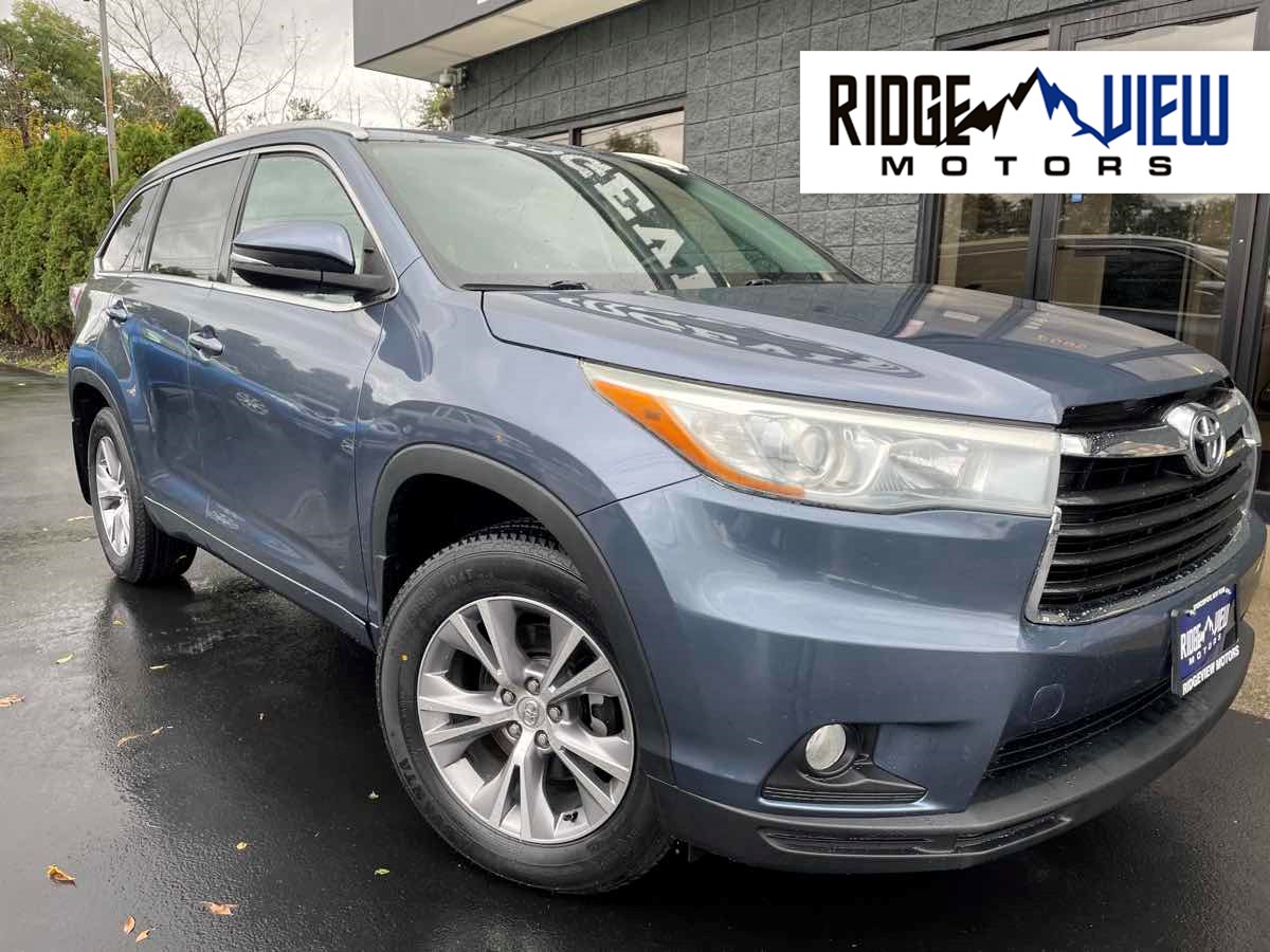 2015 Toyota Highlander LE