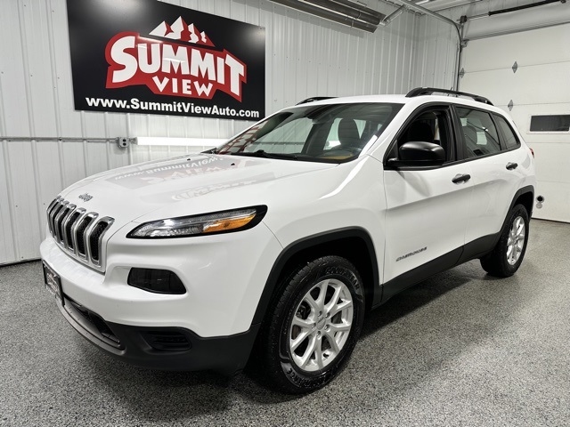 2016 Jeep Cherokee Sport