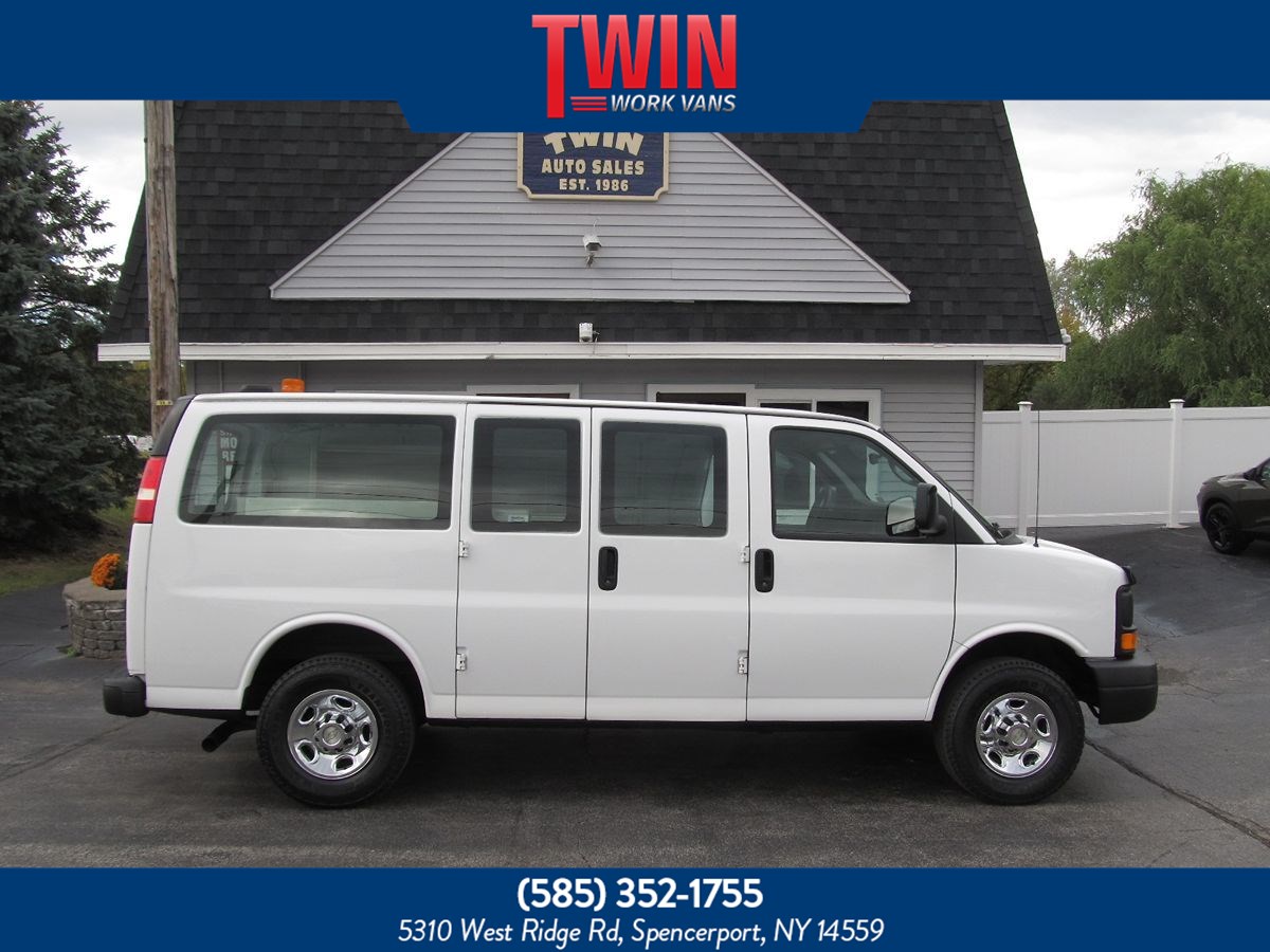 2013 Chevrolet Express 2500 Cargo Van w/Shelves & Bins