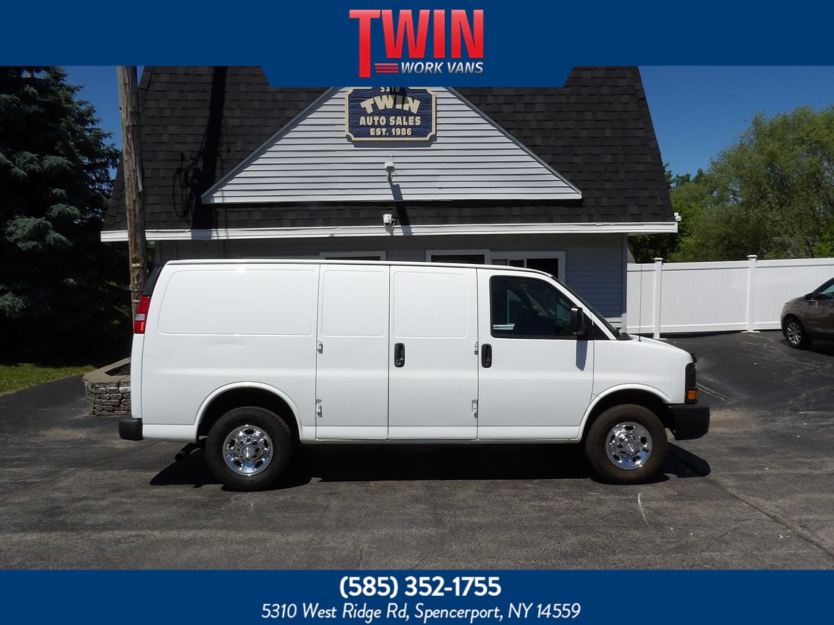 2016 Chevrolet Express 2500 Cargo Van