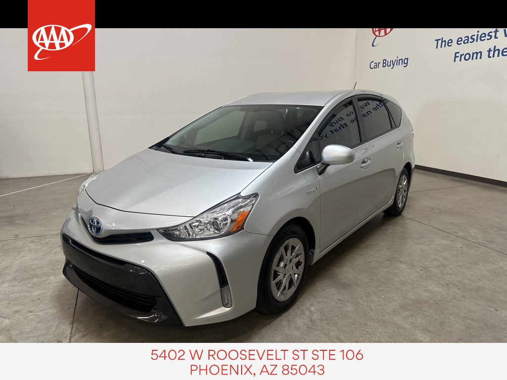 2015 Toyota Prius v Four