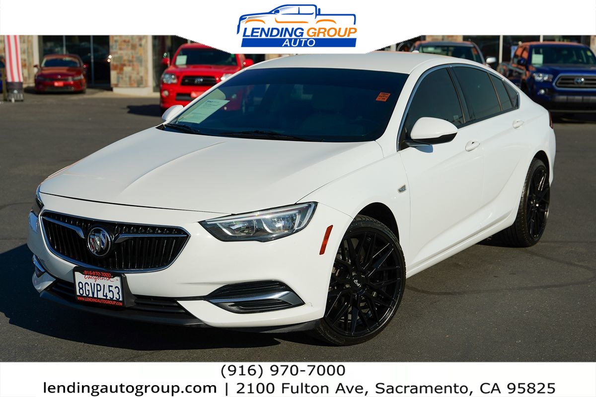 2018 Buick Regal Sportback 