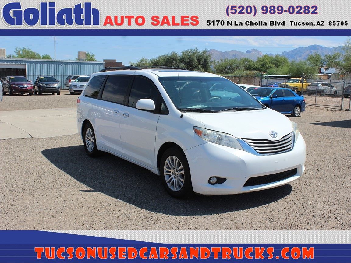 2013 Toyota Sienna XLE