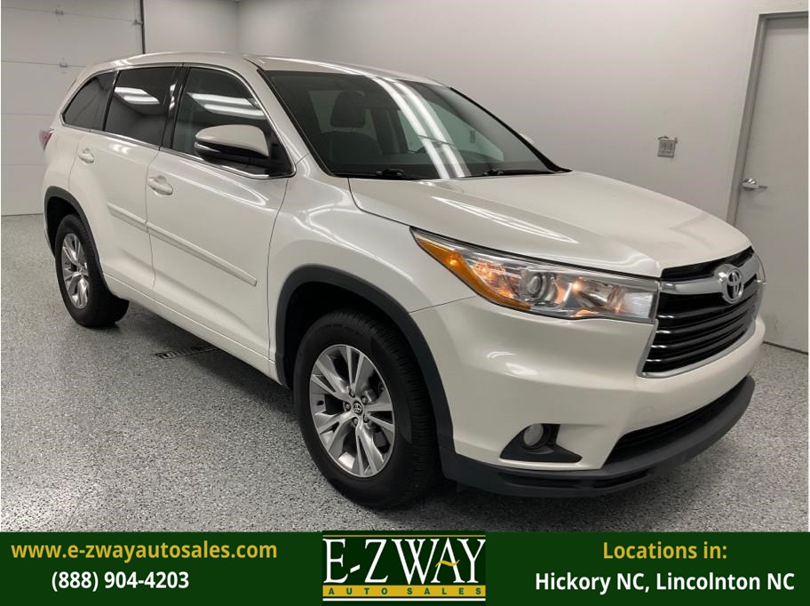 2016 Toyota Highlander LE