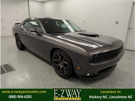 2016 Dodge Challenger R/T Shaker