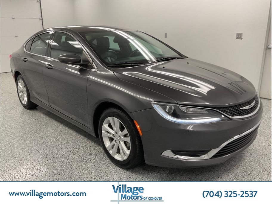 2017 Chrysler 200 Limited Platinum