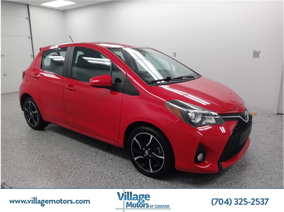 2015 Toyota Yaris L