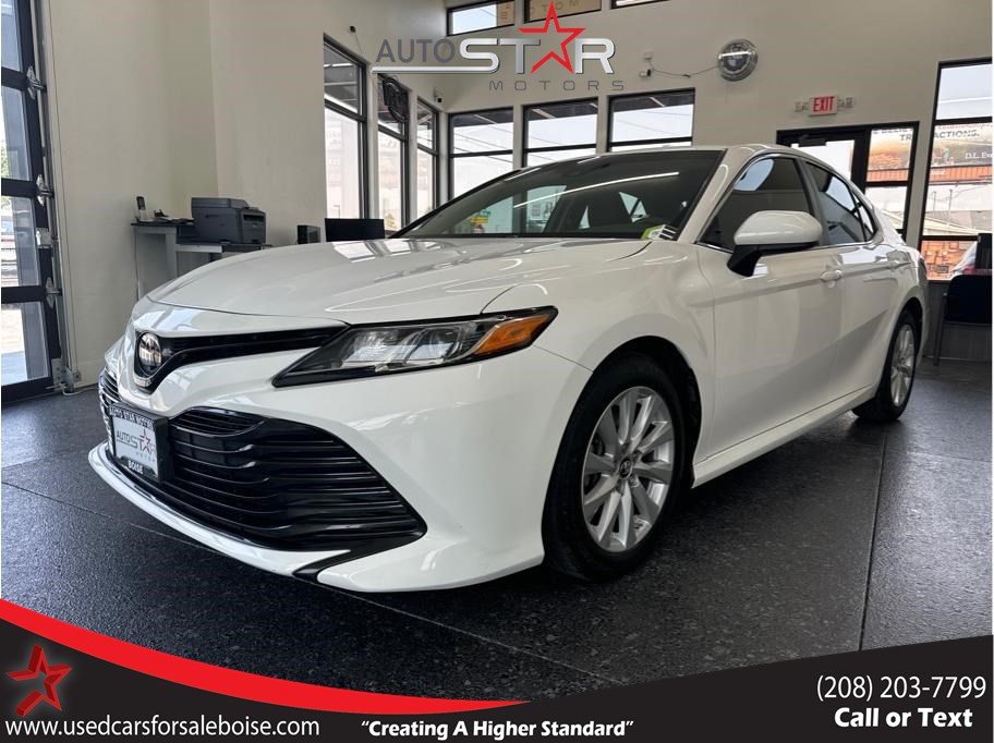 2018 Toyota Camry LE