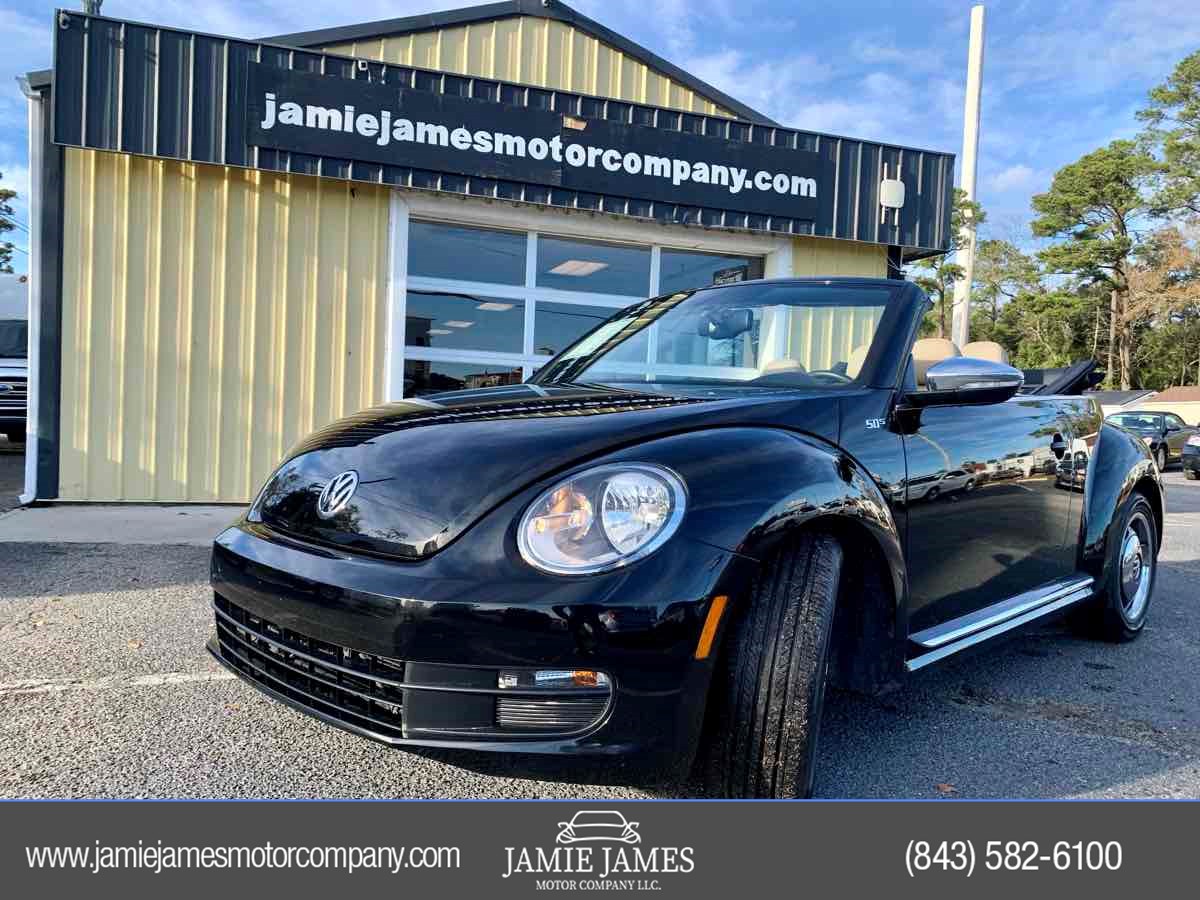 2013 Volkswagen Beetle Convertible 2.5L 50s Edition