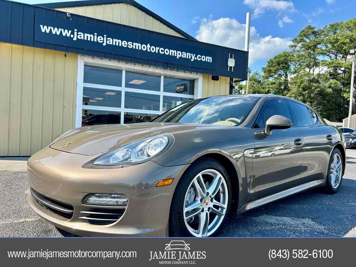 2012 Porsche Panamera 4