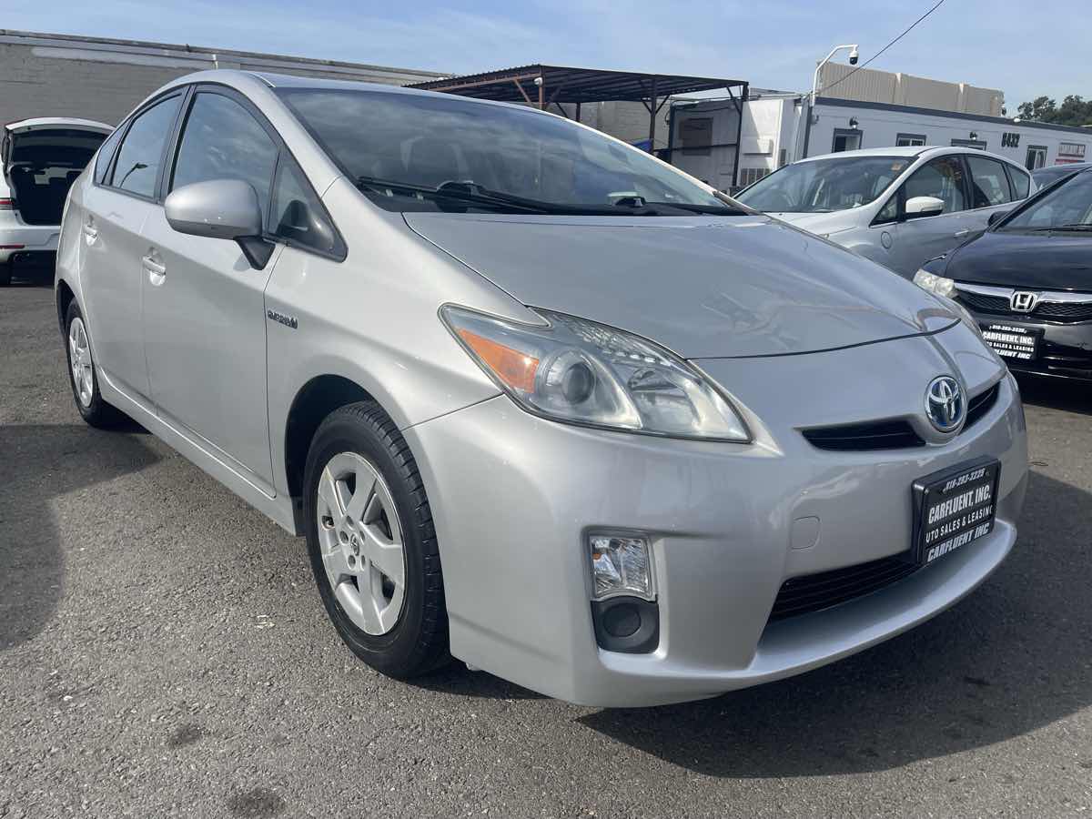 2010 Toyota Prius II