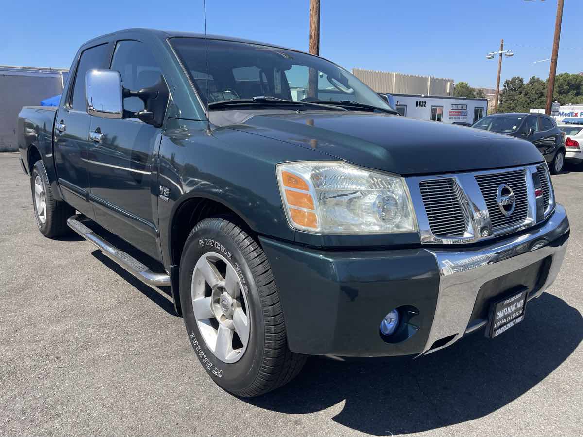 2004 Nissan Titan SE