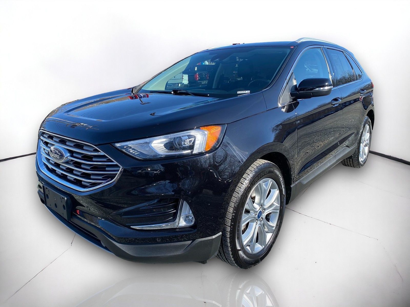 2020 Ford Edge Titanium 2