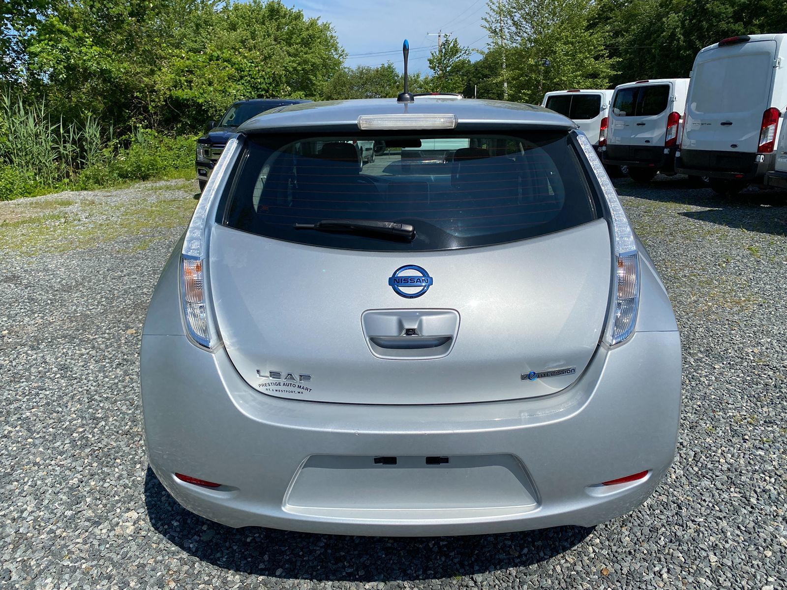 2014 Nissan LEAF S 10