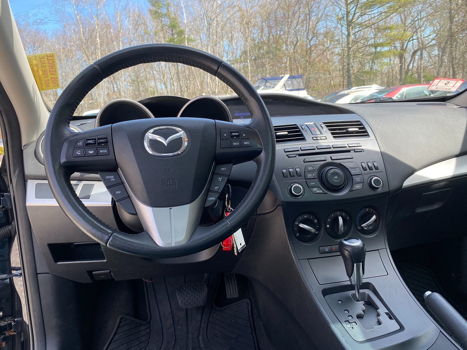 2012 Mazda Mazda3 i Touring 12