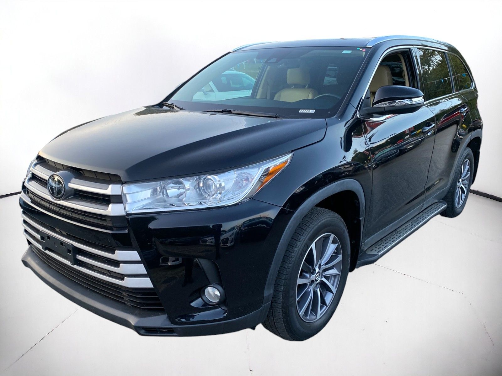 2019 Toyota Highlander XLE 2