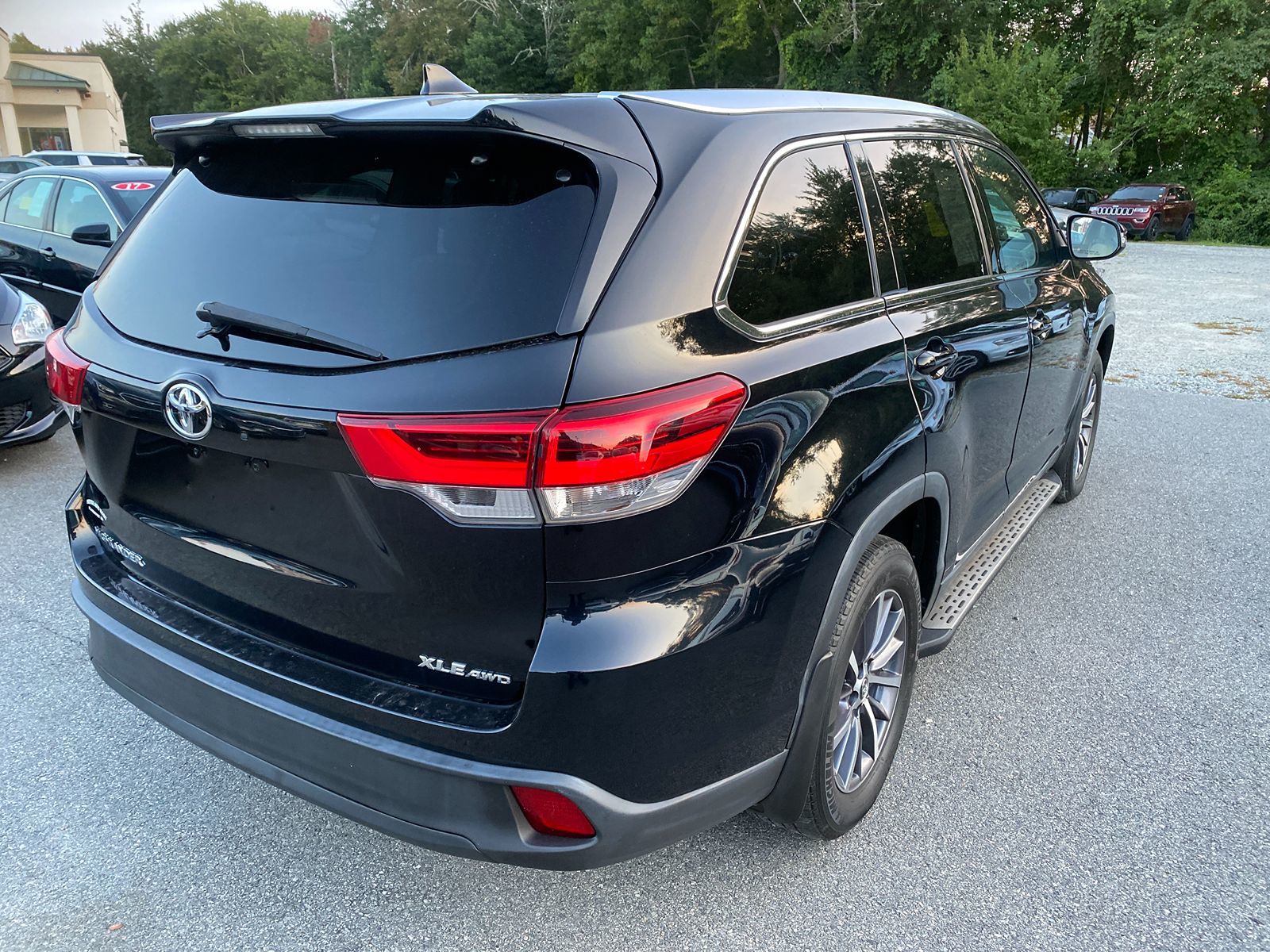 2019 Toyota Highlander XLE 3