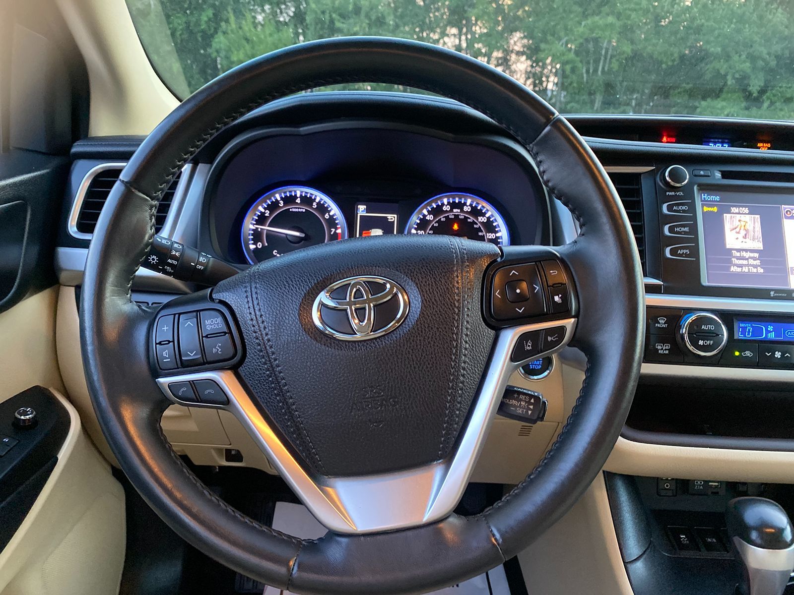 2019 Toyota Highlander XLE 15