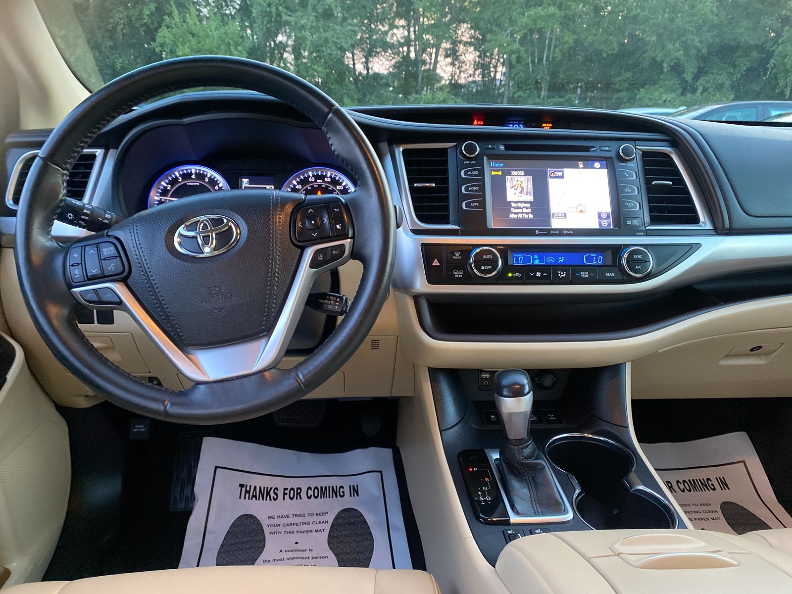 2019 Toyota Highlander XLE 14